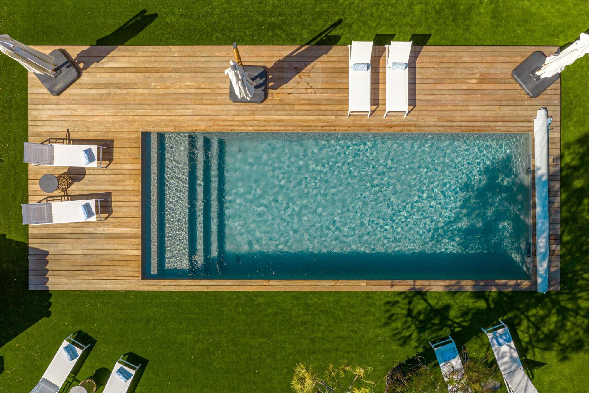 Aparthotel Calarossa Bay 4*