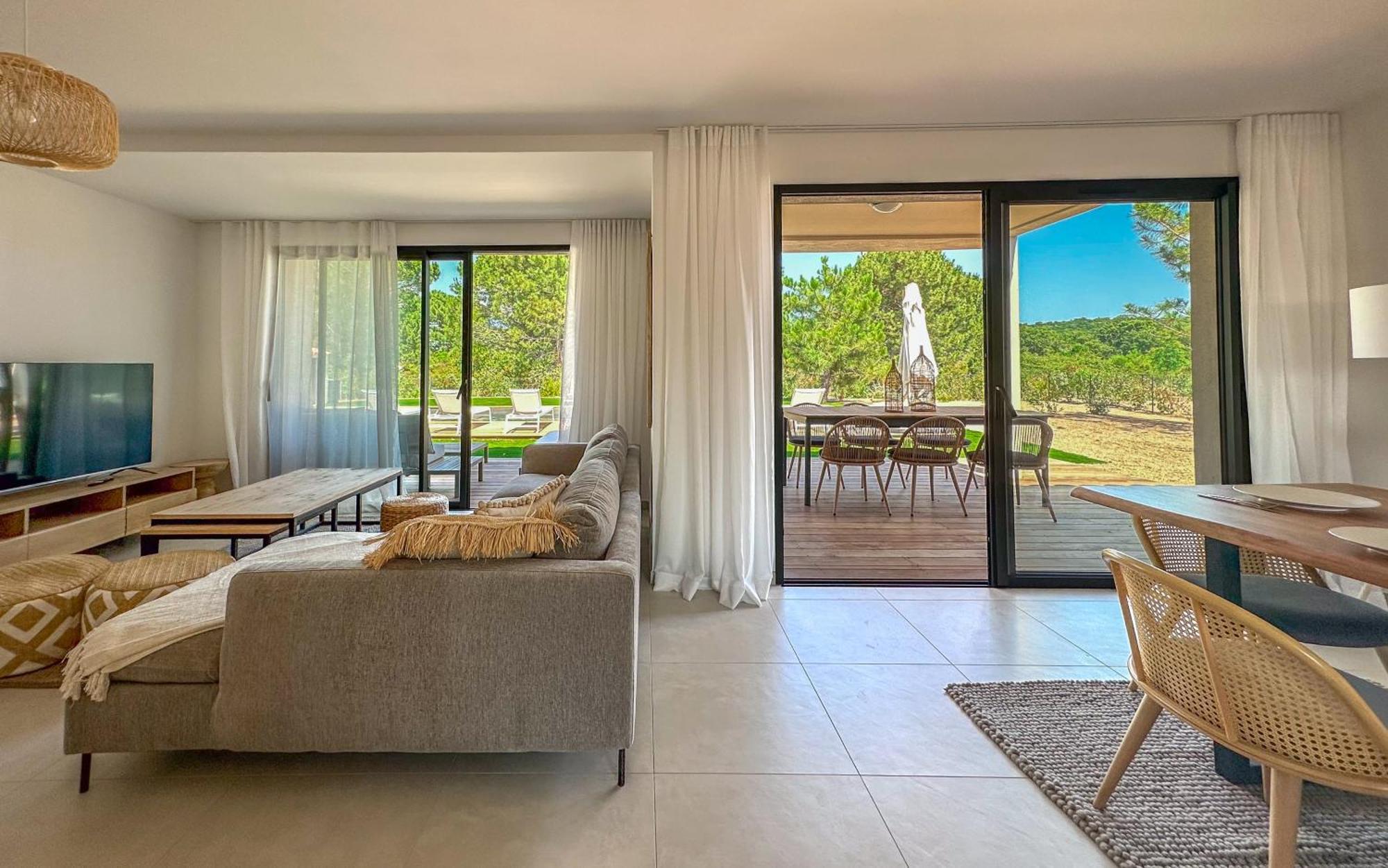 Calarossa Bay Aparthotel 4*